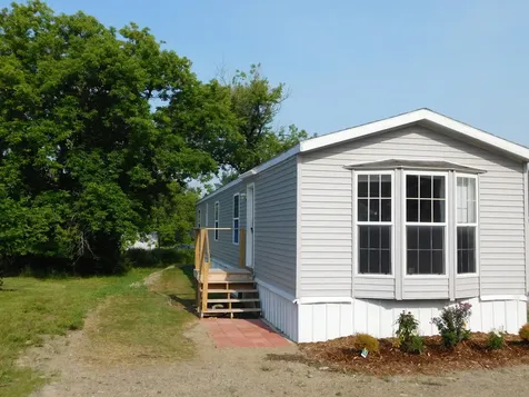 58 Fleming Street Lincoln ME 04457