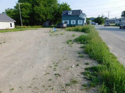 58 Fleming Street Lincoln ME 04457