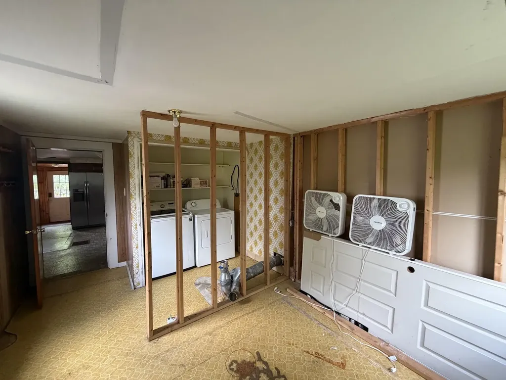 25 Robinson Road Blaine ME 04734