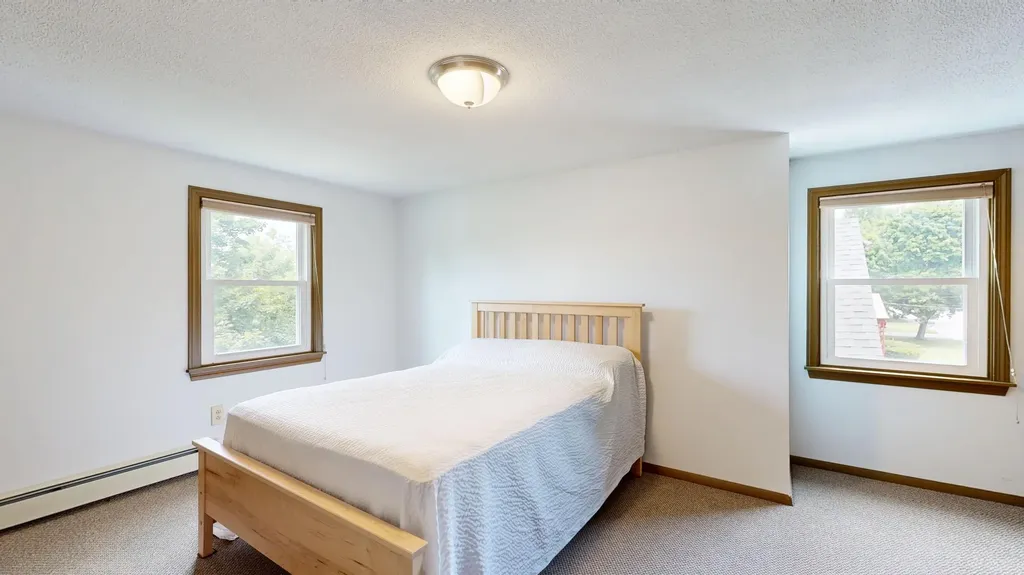 4 Belleview Avenue Lewiston ME 04240