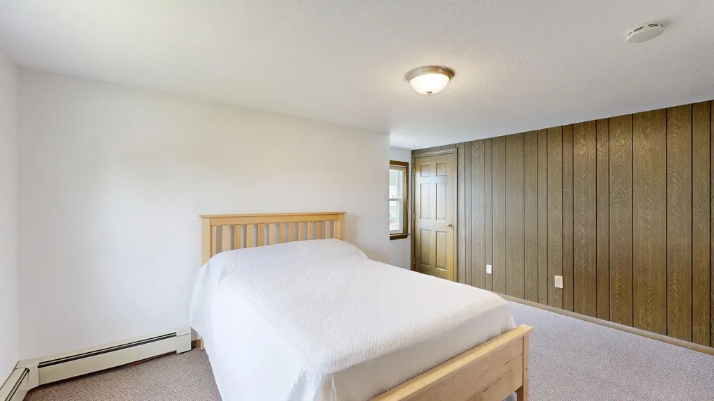 4 Belleview Avenue Lewiston ME 04240
