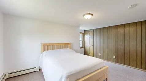 4 Belleview Avenue Lewiston ME 04240
