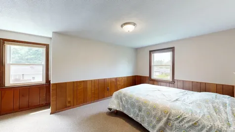 4 Belleview Avenue Lewiston ME 04240
