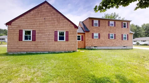 4 Belleview Avenue Lewiston ME 04240
