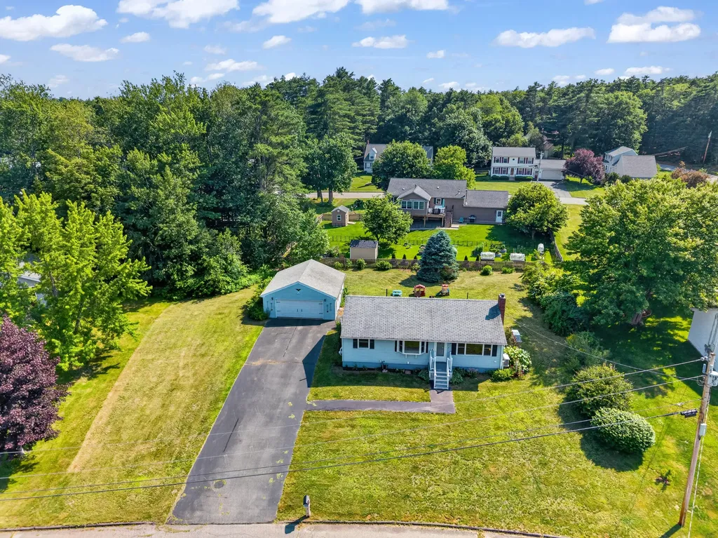 9 Poplar Drive Brunswick ME 04011