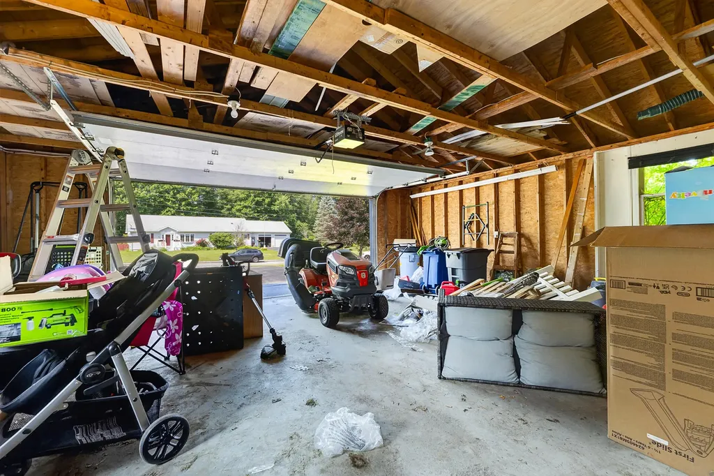 9 Poplar Drive Brunswick ME 04011