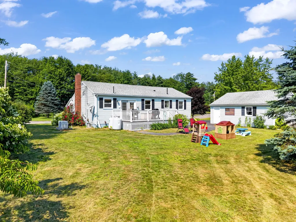 9 Poplar Drive Brunswick ME 04011