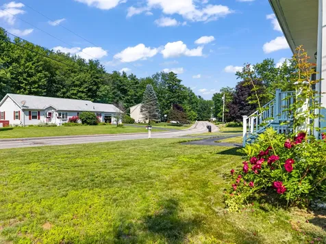 9 Poplar Drive Brunswick ME 04011