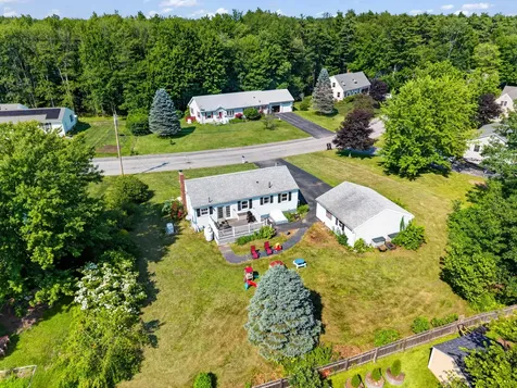 9 Poplar Drive Brunswick ME 04011