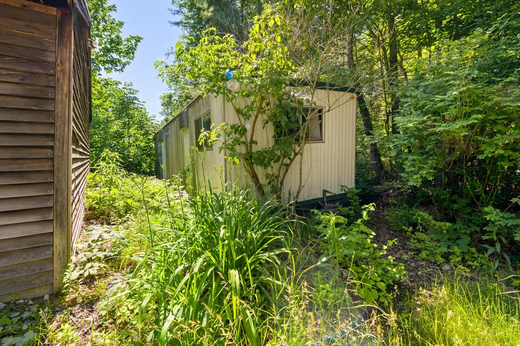 65 Lewiston Road New Gloucester ME 04260