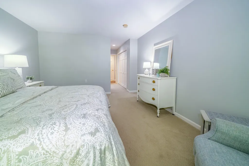 10 Dockside Lane Belfast ME 04915
