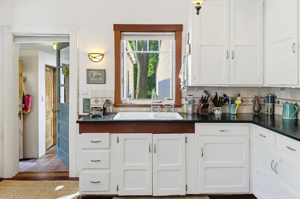 77 Main Street Warren ME 04864