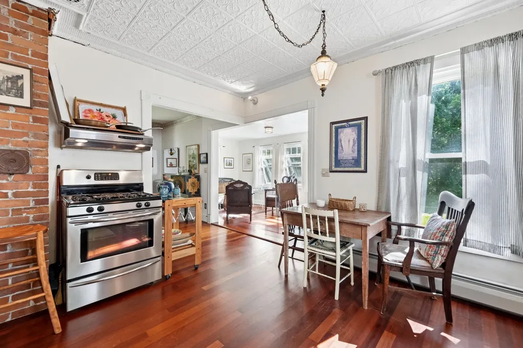 77 Main Street Warren ME 04864