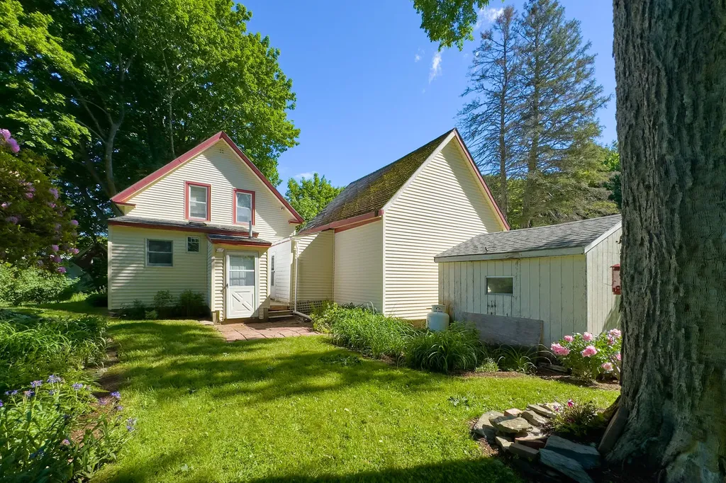 77 Main Street Warren ME 04864