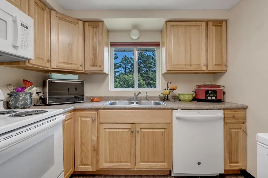 39 Patterson Road Pittston ME 04345