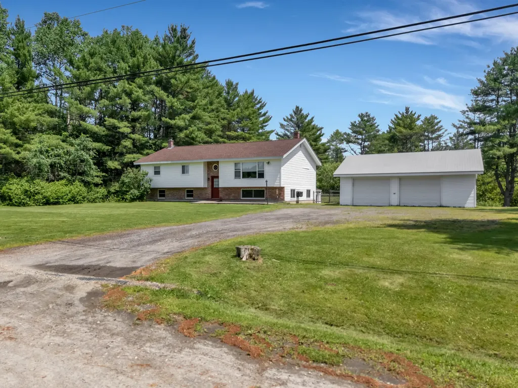 39 Patterson Road Pittston ME 04345