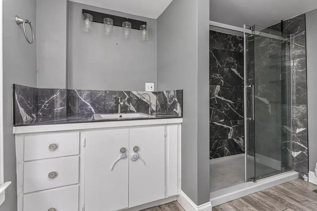 40 Waterman Road Buxton ME 04093