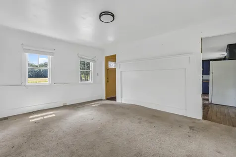 40 Waterman Road Buxton ME 04093