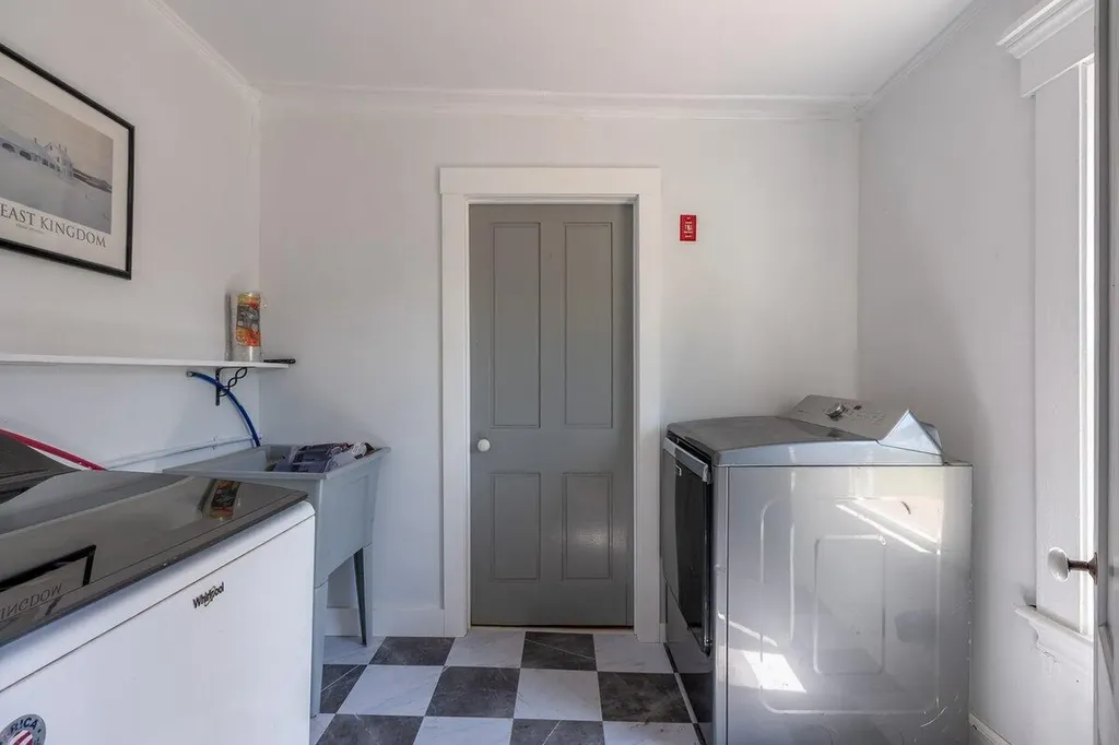 3 Salt Pond Road Friendship ME 04547