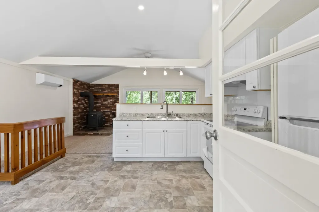 45 Bliss Road Standish ME 04084