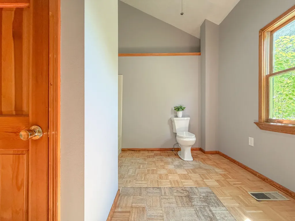 1108 Pequawket Trail Standish ME 04085