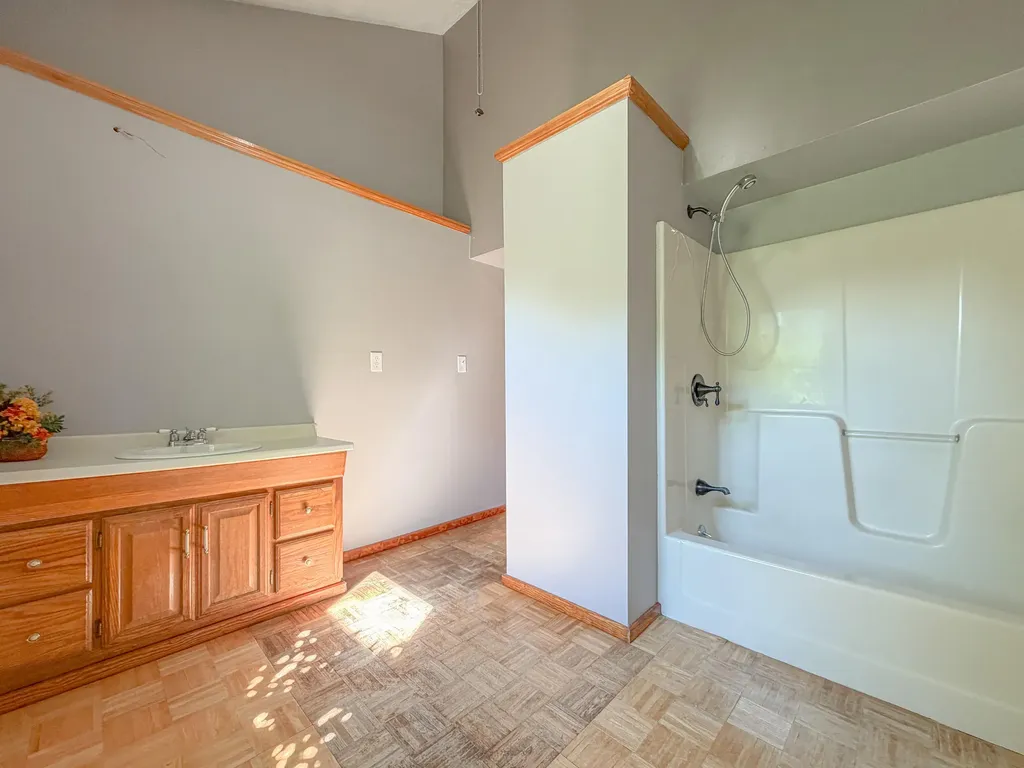 1108 Pequawket Trail Standish ME 04085