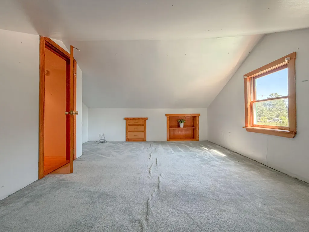 1108 Pequawket Trail Standish ME 04085