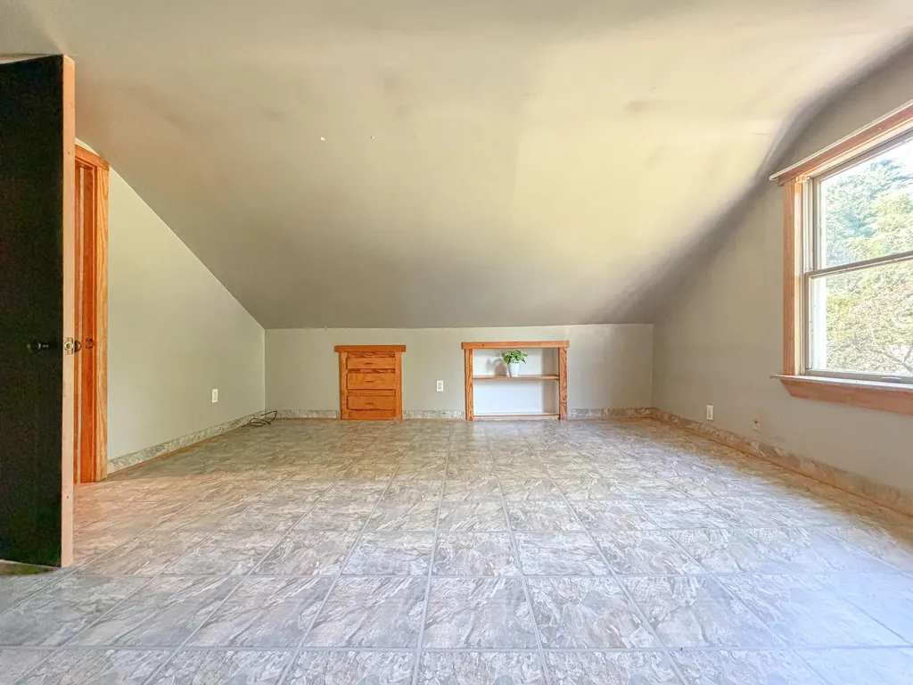1108 Pequawket Trail Standish ME 04085