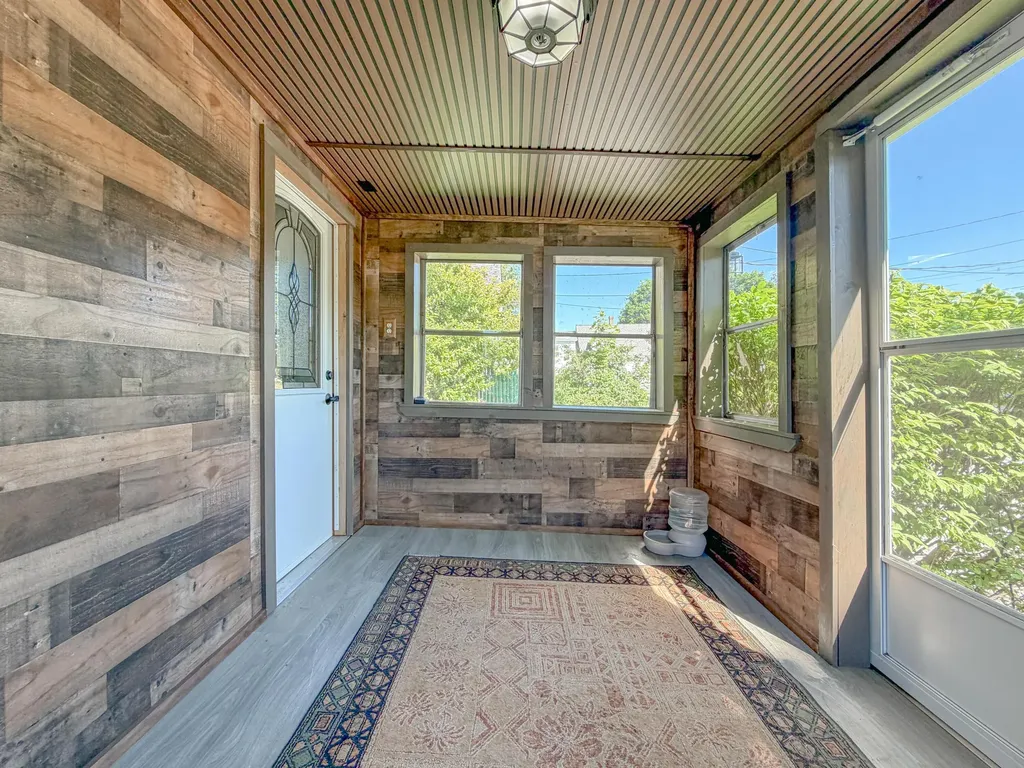 1108 Pequawket Trail Standish ME 04085