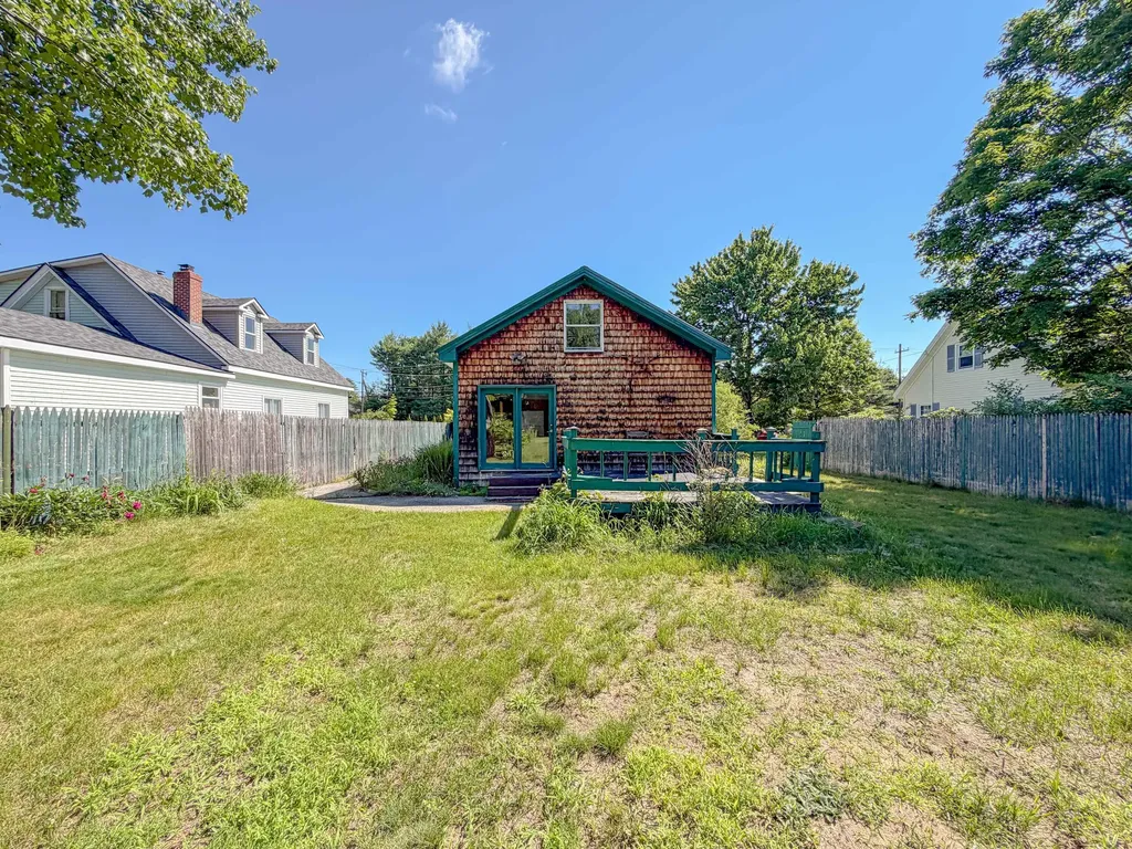 1108 Pequawket Trail Standish ME 04085