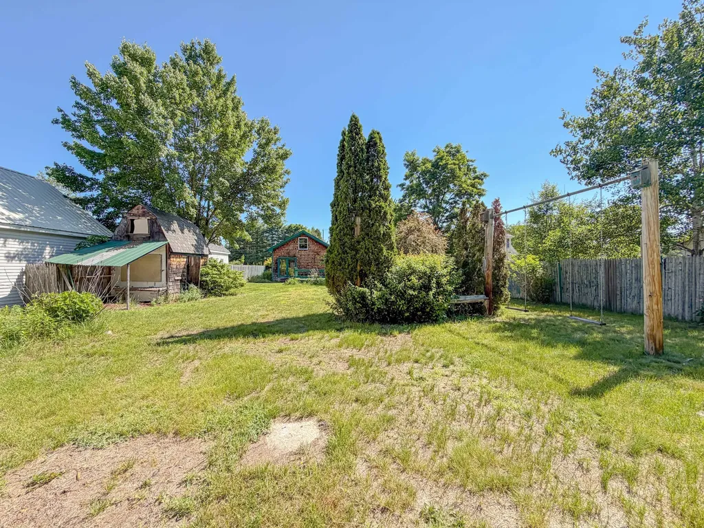 1108 Pequawket Trail Standish ME 04085