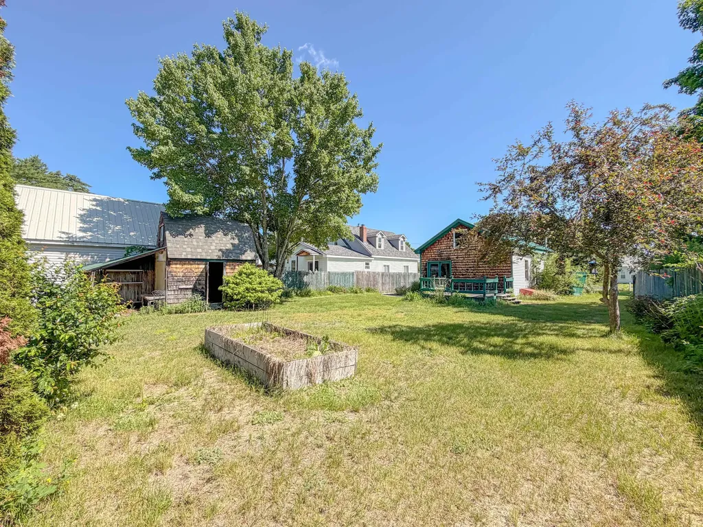 1108 Pequawket Trail Standish ME 04085