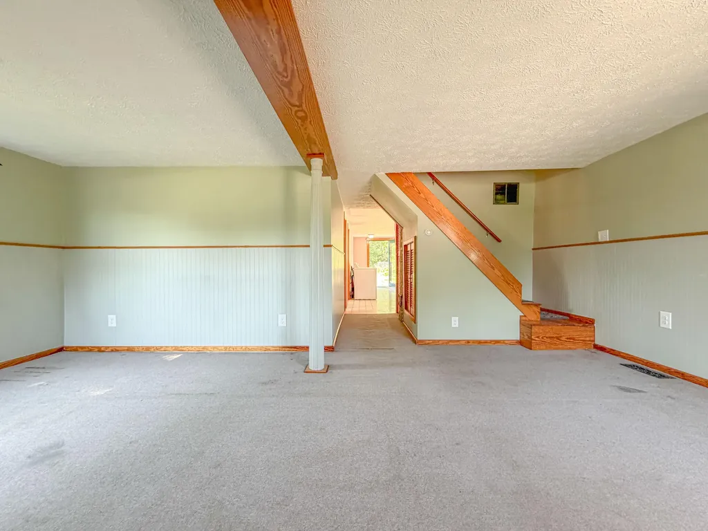 1108 Pequawket Trail Standish ME 04085