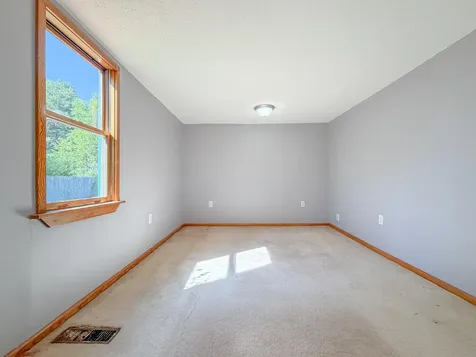 1108 Pequawket Trail Standish ME 04085