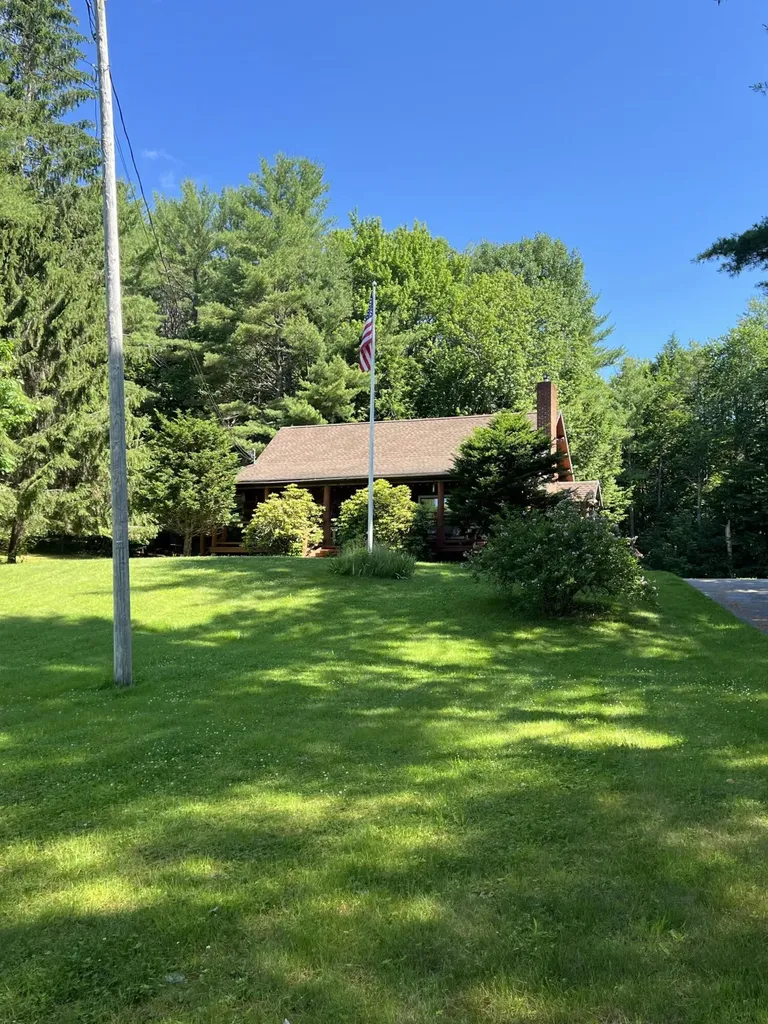 631 Northern Avenue Farmingdale ME 04344