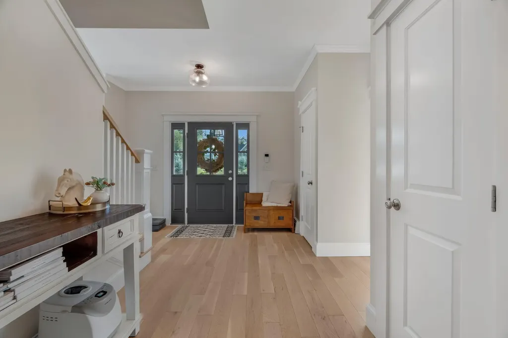124 Dunton Circle Hampden ME 04444