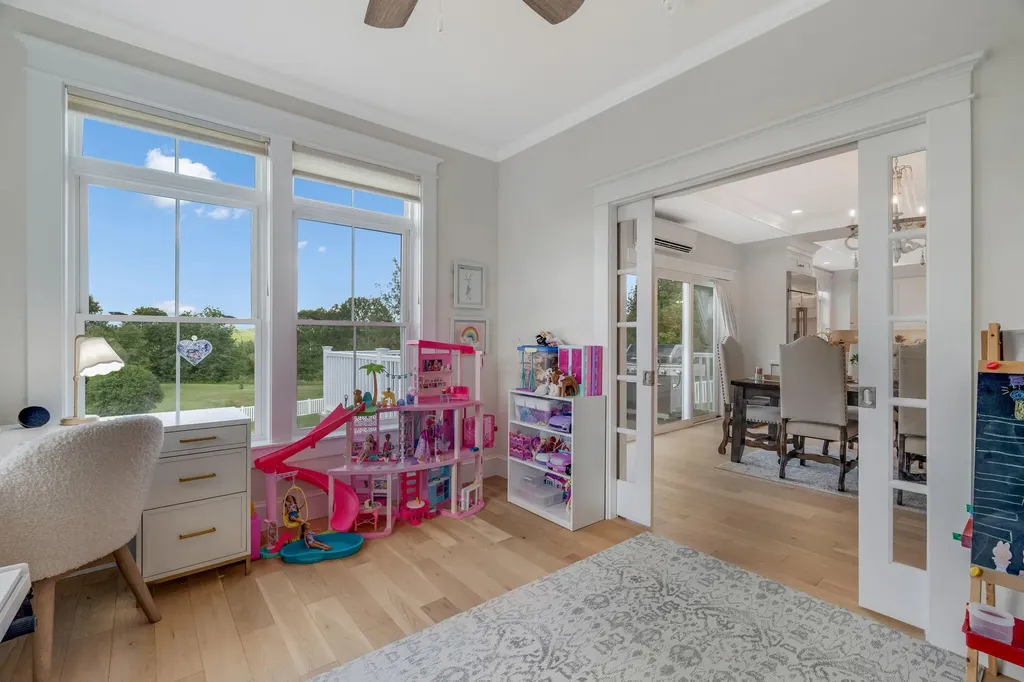 124 Dunton Circle Hampden ME 04444