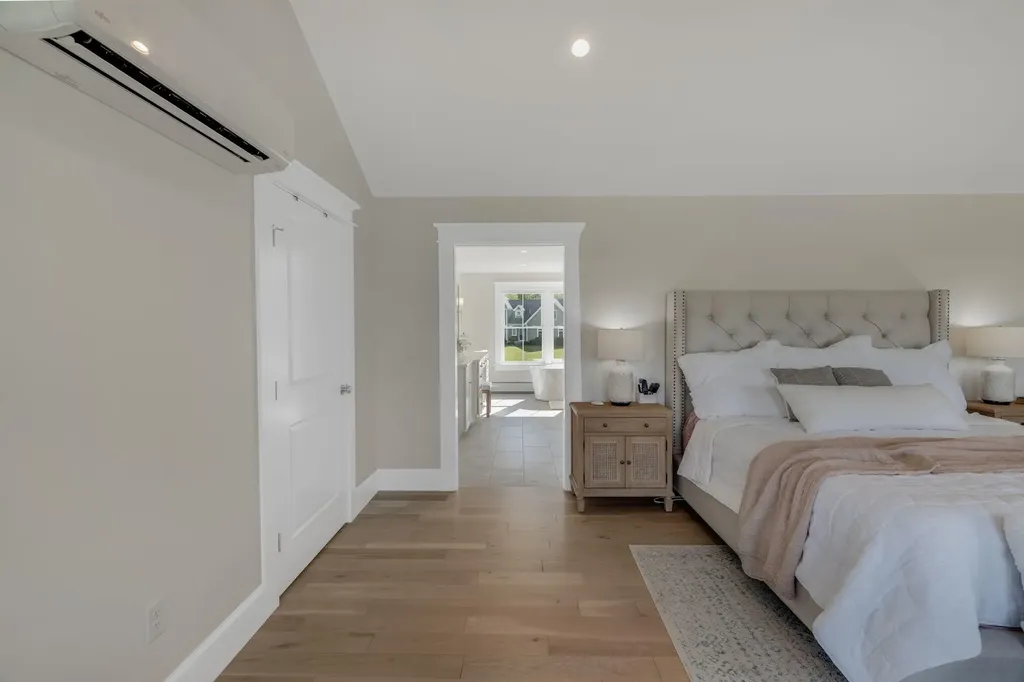 124 Dunton Circle Hampden ME 04444