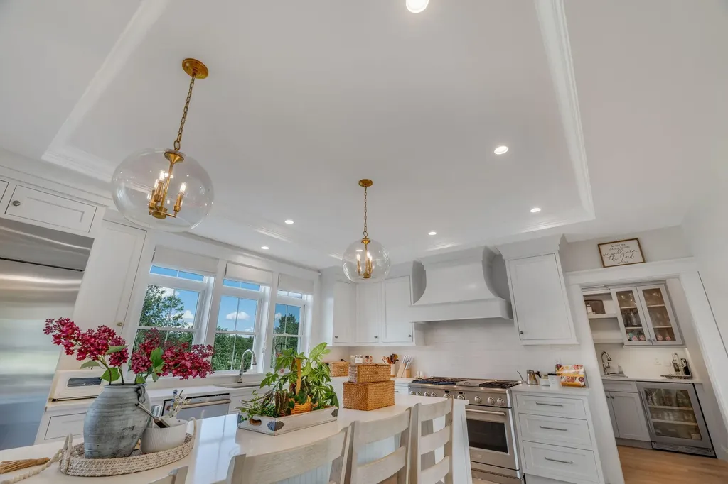 124 Dunton Circle Hampden ME 04444
