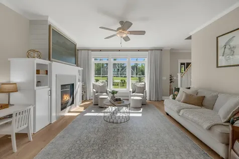 124 Dunton Circle Hampden ME 04444