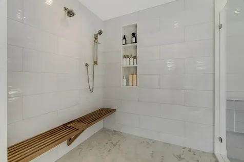 124 Dunton Circle Hampden ME 04444