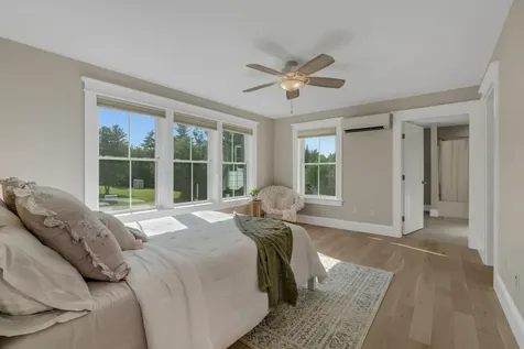 124 Dunton Circle Hampden ME 04444
