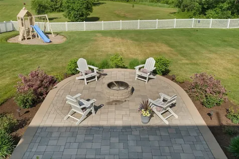 124 Dunton Circle Hampden ME 04444