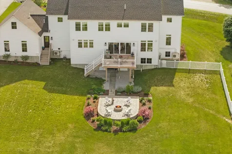 124 Dunton Circle Hampden ME 04444