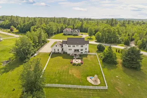 124 Dunton Circle Hampden ME 04444
