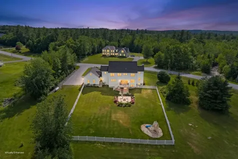 124 Dunton Circle Hampden ME 04444