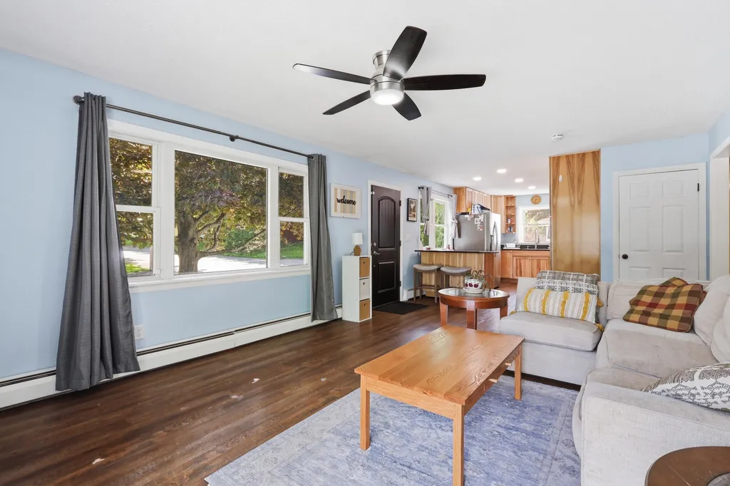 12 Saint Patrick Avenue Lewiston ME 04240