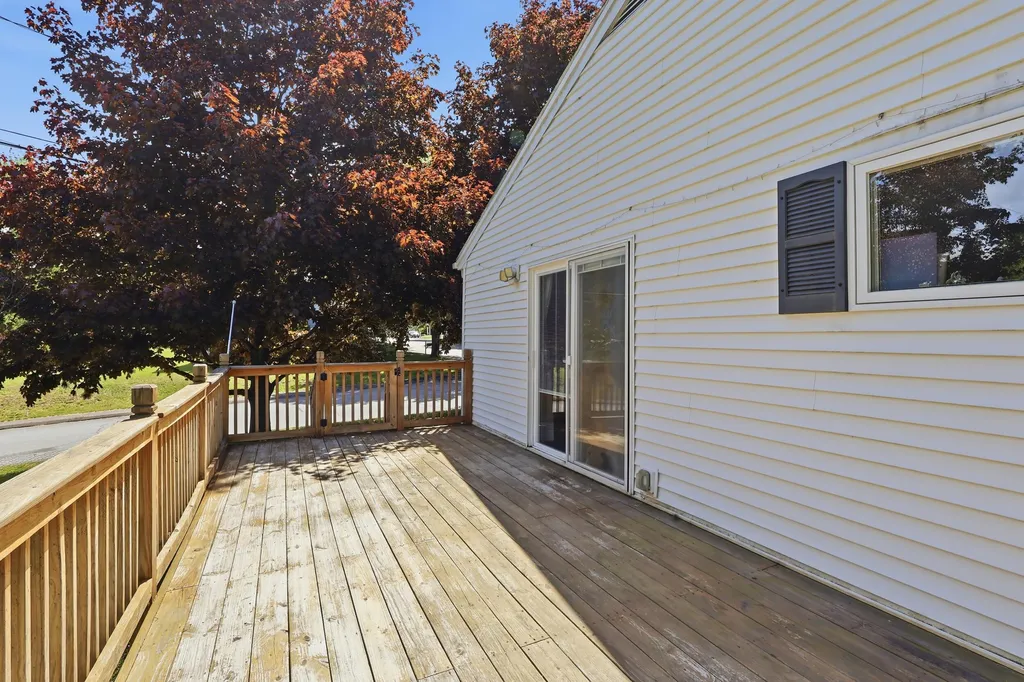 12 Saint Patrick Avenue Lewiston ME 04240