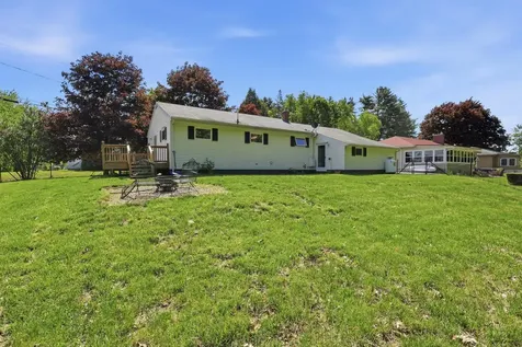 12 Saint Patrick Avenue Lewiston ME 04240