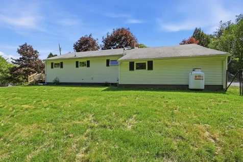 12 Saint Patrick Avenue Lewiston ME 04240